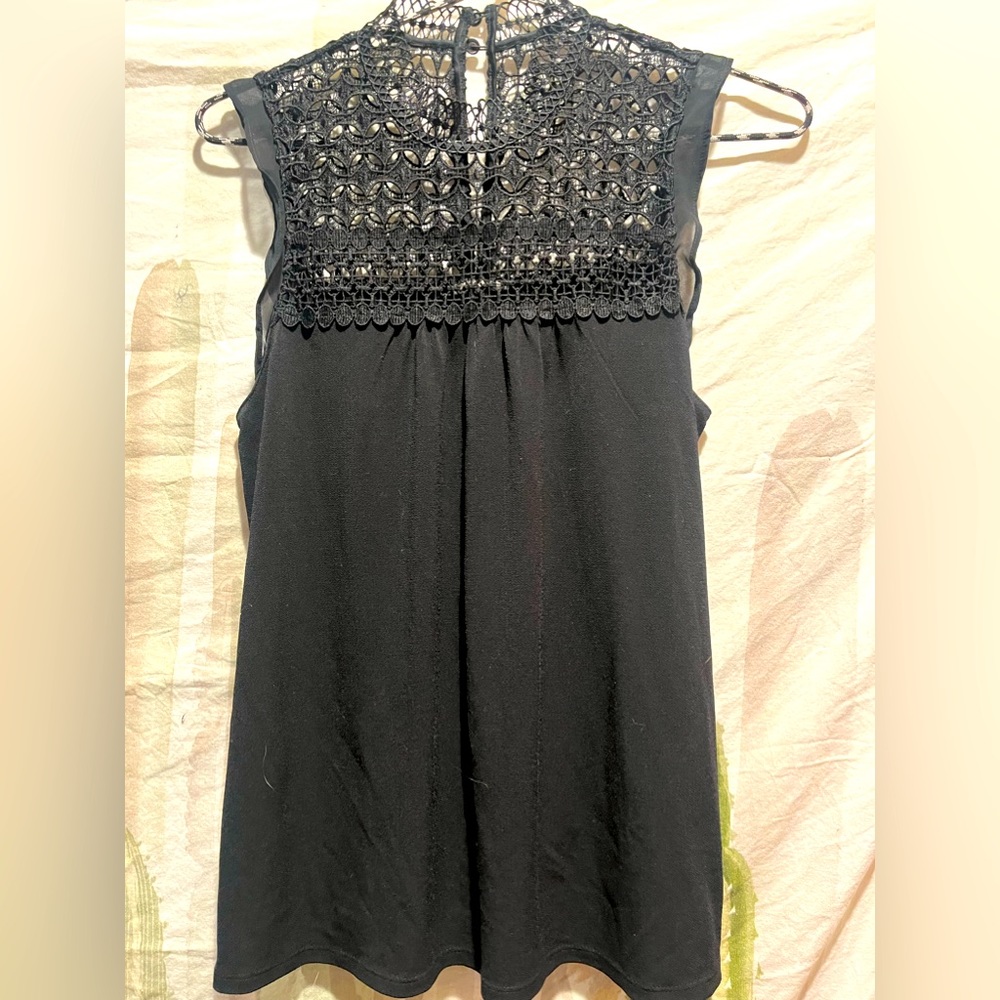 Express High Neck Lace Detail Tank 🌵xs